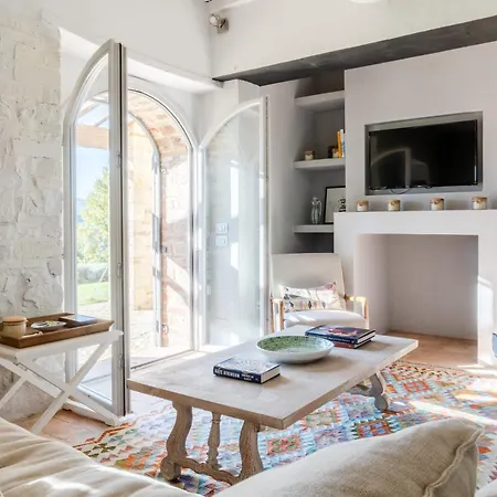 Casale Ortali By Miani Group * Pesciano